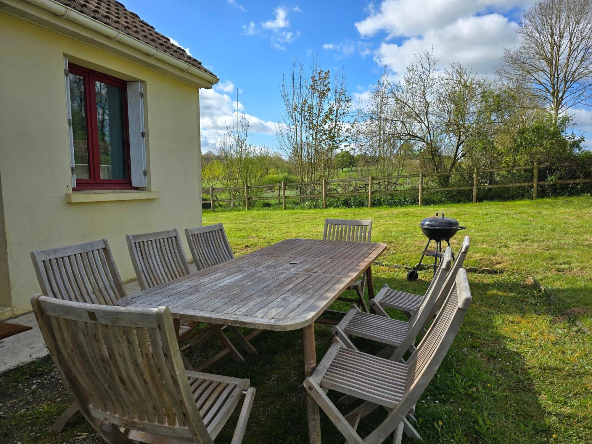 Maison Avec Vue Sur Etang Dans Le Perche *